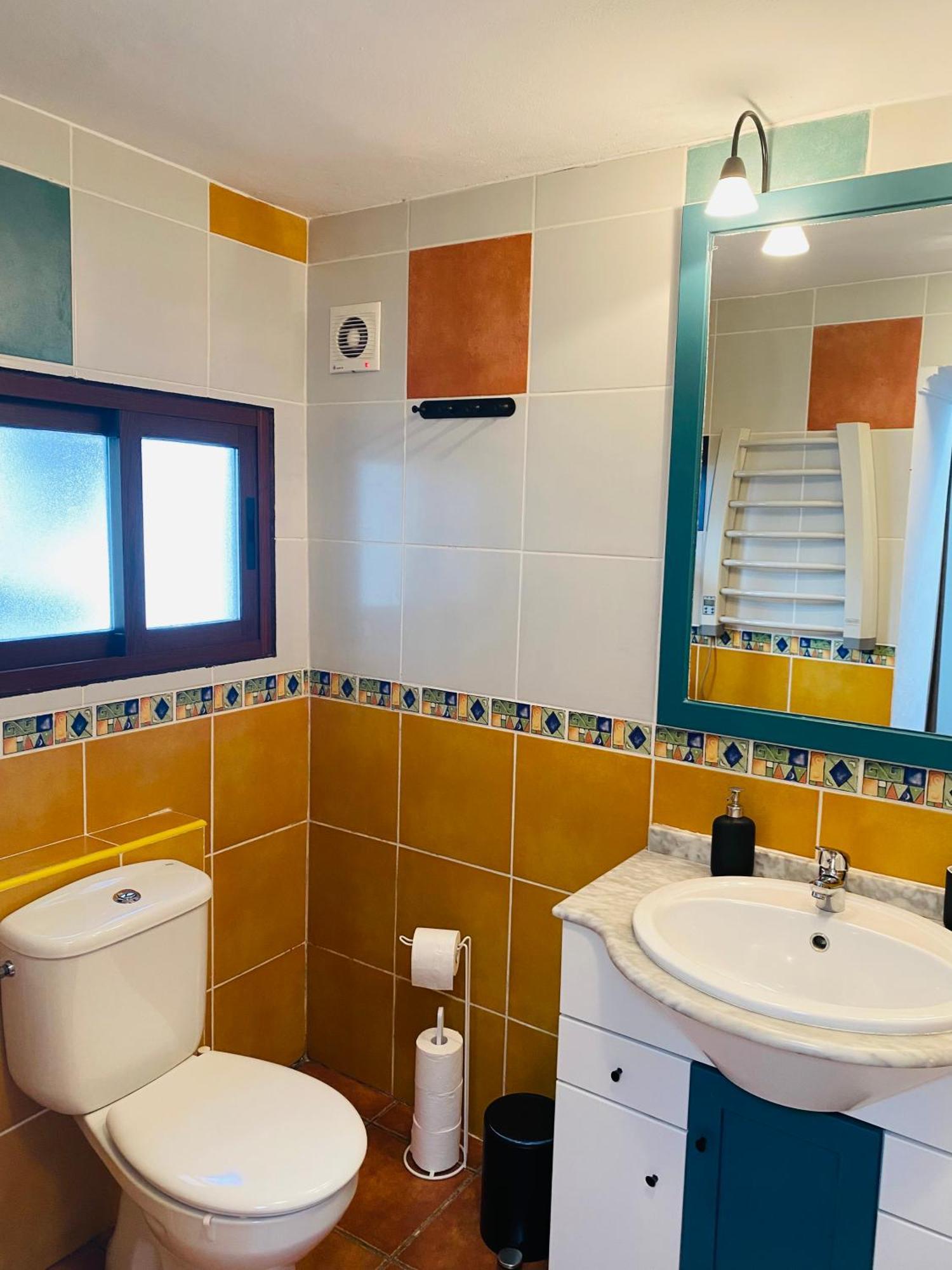Room With Bathroom In Private House Casa Mar Torrox Exterior foto